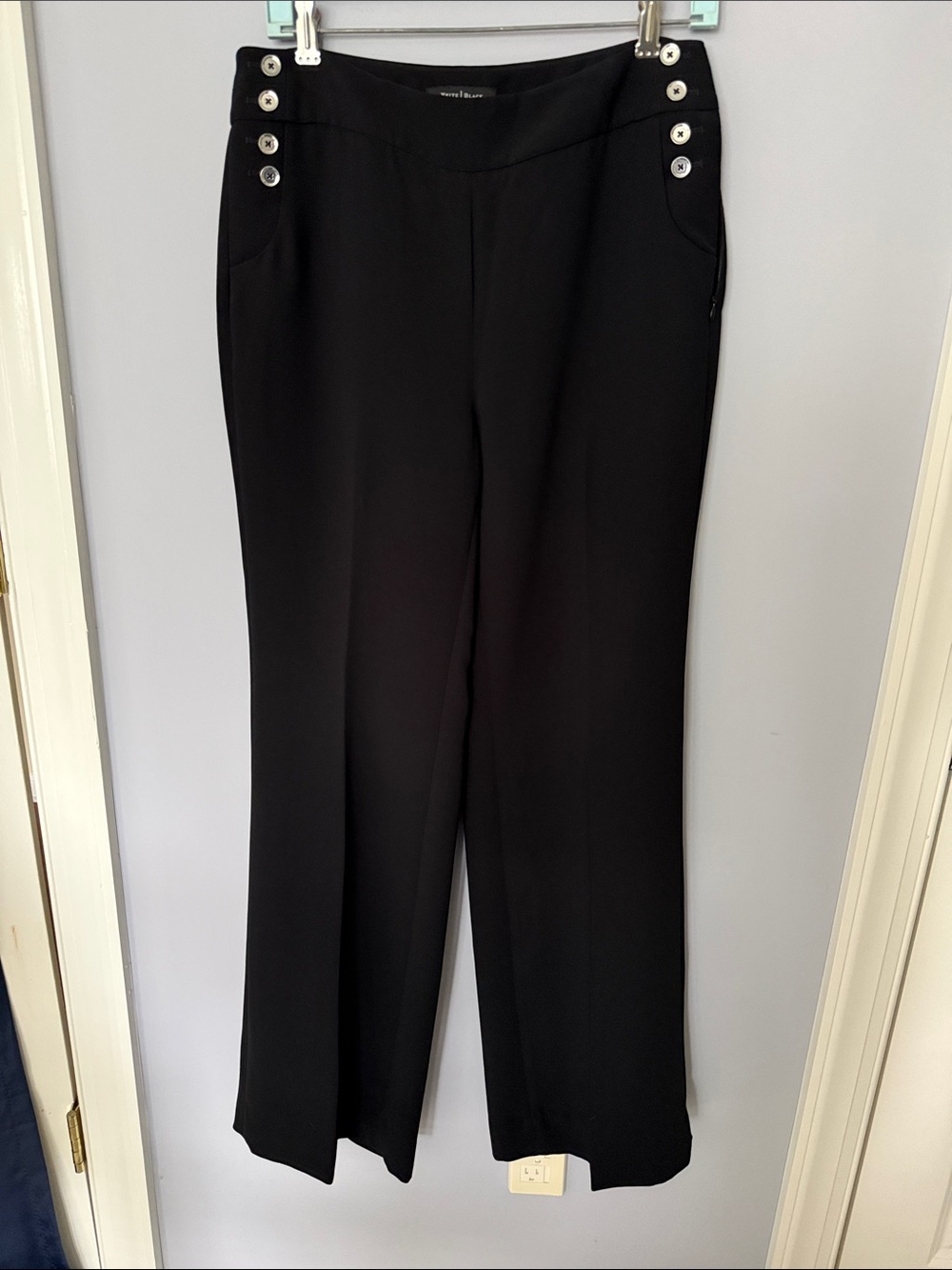 White House Black Market Black Wide-Leg side zip Trousers, silver Button Accent